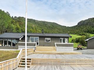 8 person holiday home in Sundlandet - Snildal - 6