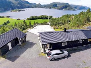 8 person holiday home in Sundlandet - Snildal - 0