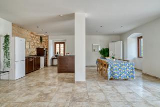 Waterfront Palace apartment by MN Property - 3