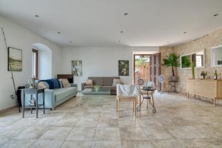 Waterfront Palace apartment by MN Property - 7