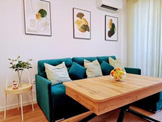 Bella Mare 2BR Residence - 9