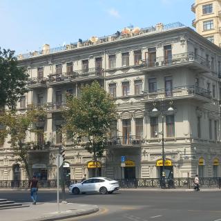 F1 Track View Balcony - Baku - 9