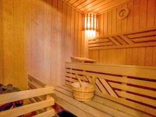Peisey Chalet with Balcony Views - 2