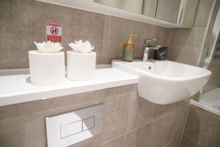 Luxe 2 Bed Flat - Gallions Reach - 6
