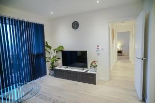 Luxe 2 Bed Flat - Gallions Reach - 5
