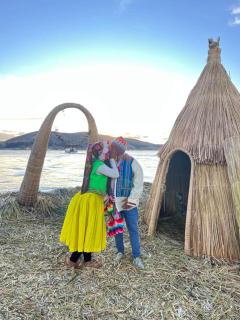 Khana Uro Uta logde uros - Puno - 2