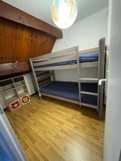 appartement rénové avec parking privé - 4