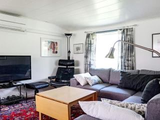6 person holiday home in Fjällbacka - Fjällbacka - 1