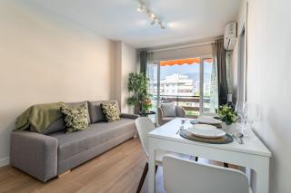 MalagaSuite Mediterranean Coast Apartments - 5