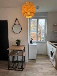 Studio 4, Place de la Gare - 3