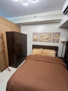 Chino Roces Makati - No Parking - Red Residences - 2