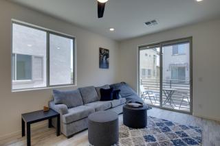 Community Perks Executive Chandler Townhome - Chandler - 8