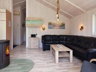 6 person holiday home in GROEMITZ - Grömitz - 2