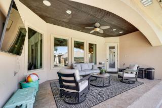 1 Mi to Vackar Stadium Roomy Retreat with Pool - Edinburg - 9