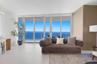 Beachfront Balcony Apartment Amenities - 1