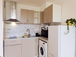 Bright Studio Near Paris Expo & Metro Elevator - Vanves - 1