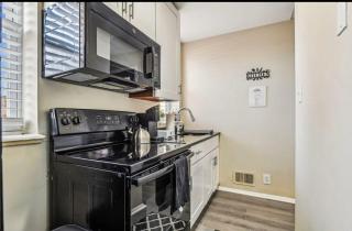 Camden's Charm Walking Distance Stadium, Convention, Univ of MD Downtown - Baltimore - 5