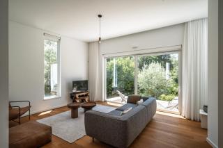 The Hideway, Peaceful Energy & Modern Comfort! - 0