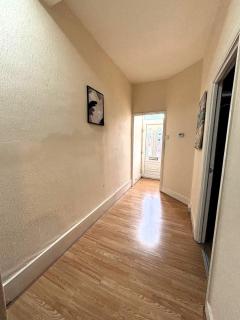 4 Bedroom House Close to Forest Gate Station - Londra - 1