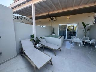 Marev Nature & Bliss Suites with Private Jacuzzi - Ialyssos - 5