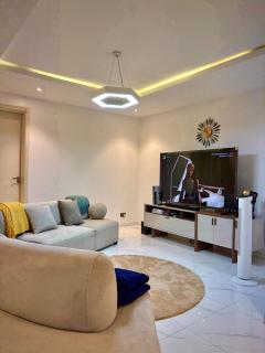 LB Homes - Mama - 1