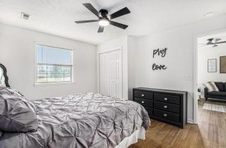 Stylish Stay-Golf & Water Views - Longs - 9