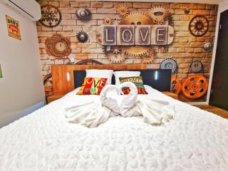 LOFT & SPA-6 Pers-Jacuzzi-Parking-Jardin-Clim-Colmar - 2