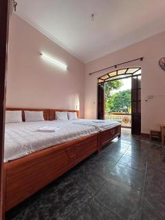 Hotel 195 Hoàng Hoa Thám - 1