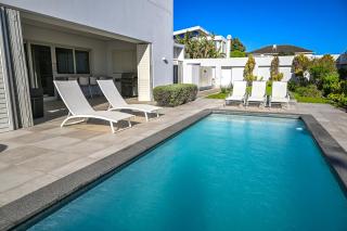 GND Properties Luxury Holiday Home - Summerstrand - 3