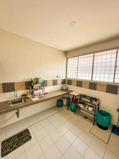 Sofea Homestay Raban Lake - 1