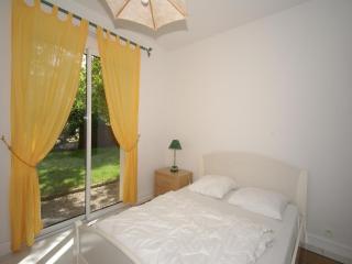 Stylish Coastal Stay in Erquy - 0