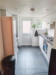 1-Bedroom flat with small garden & Paid Parking in Finsbury Park, Highbury - Londres - 6