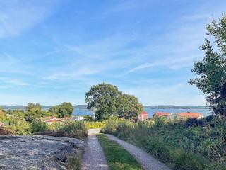 Magical Seaside Retreat on Tjorn-By Traum - 2