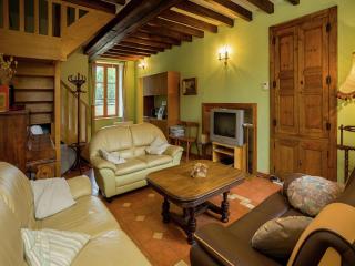 Holiday Home in Diges with Garden & Cycling - Sauilly - 6