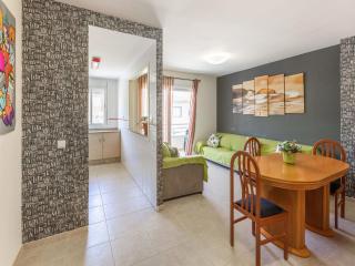 Sunny Apartment Near Paseo - Garrucha - 3