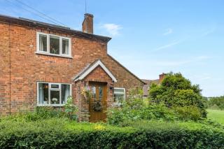 Southside Cottage - Neenton - 5