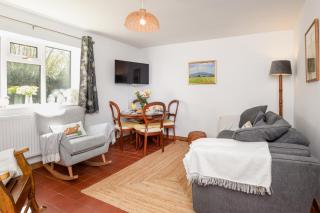 Southside Cottage - Neenton - 1