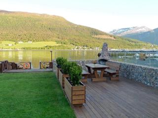 6 person holiday home in EIDSVÅG-By Traum - Eidsvåg - 6