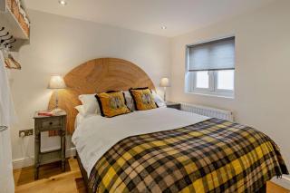 Ty-Llew Hideaway - 4