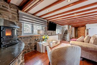 Bwlch Farm Barn - 8
