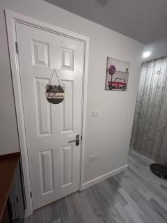 Somewhere Nice & Cozy - 5