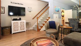 Breezes On Broad - 3