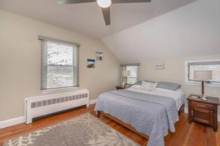 Waterfront Sodus Gem, Dock Game Loft Bay View - Sodus Point - 3