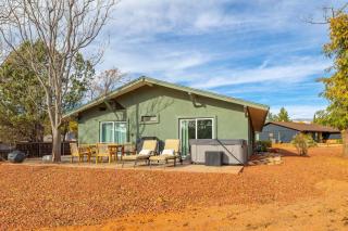 Sedona Chapel Escape with Private Hot Tub and Views - 9