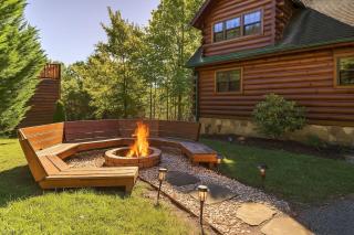 Peaceful Stay Hot Tub, Views, Near Pigeon Forge - 9