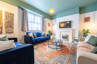 Emerald House by Tŷ SA - Newport - 0