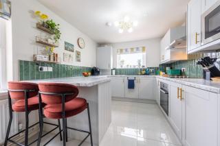 Emerald House by Tŷ SA - Newport - 7