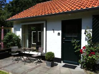 Beautiful holiday home Zeeroos in Zeeland - 4