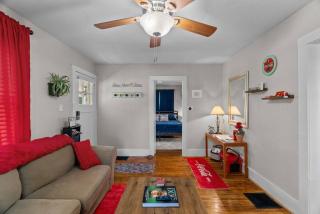 Coca Cola Cottage - Stay & Play Near Purina Farms - Pacific - 0