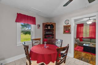 Coca Cola Cottage - Stay & Play Near Purina Farms - Pacific - 3